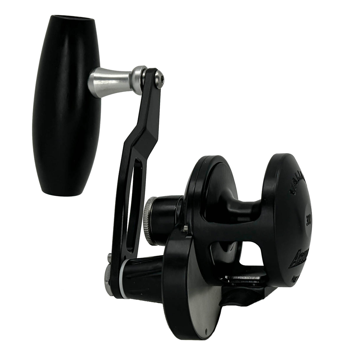 Accurate Valiant Matte Black Lever Drag Reels