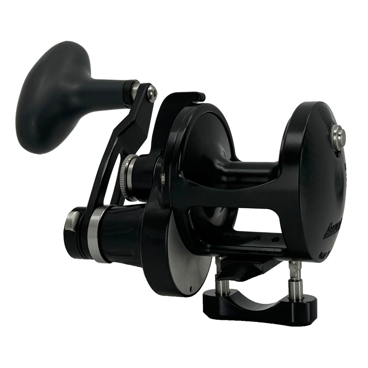 Accurate Valiant Matte Black Lever Drag Reels