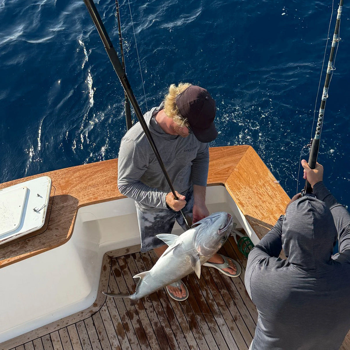 AFTCO Whip Gaff in use offshore